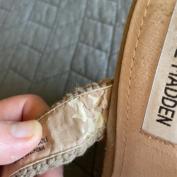 3/$15 size 10 Steve Madden ANKLE STRAPS. Platform wedge 5"heel, Woven, tan - Picture 13 of 16